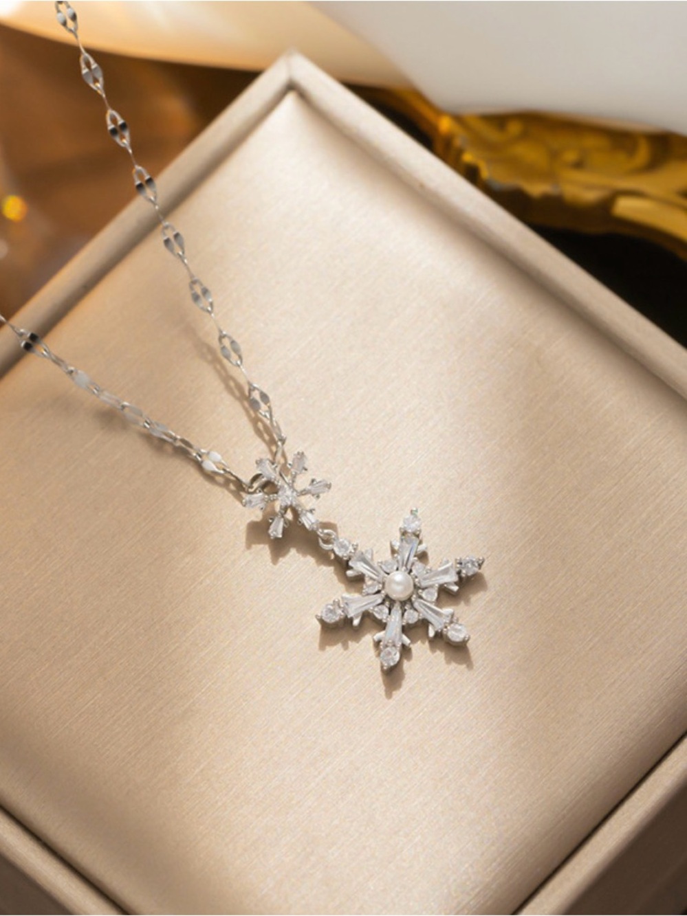 Elegant Silver Snowflake Pendant Necklace with Pearl Center